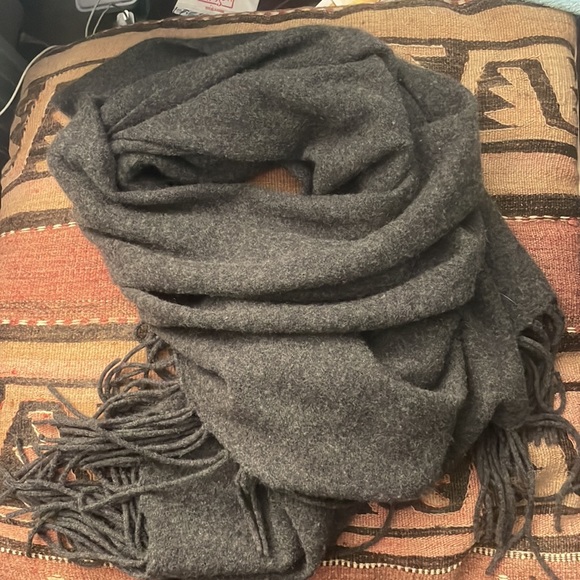 WHITE + WARREN SCARF WRAP CHARCOAL GRAY - Picture 3 of 5